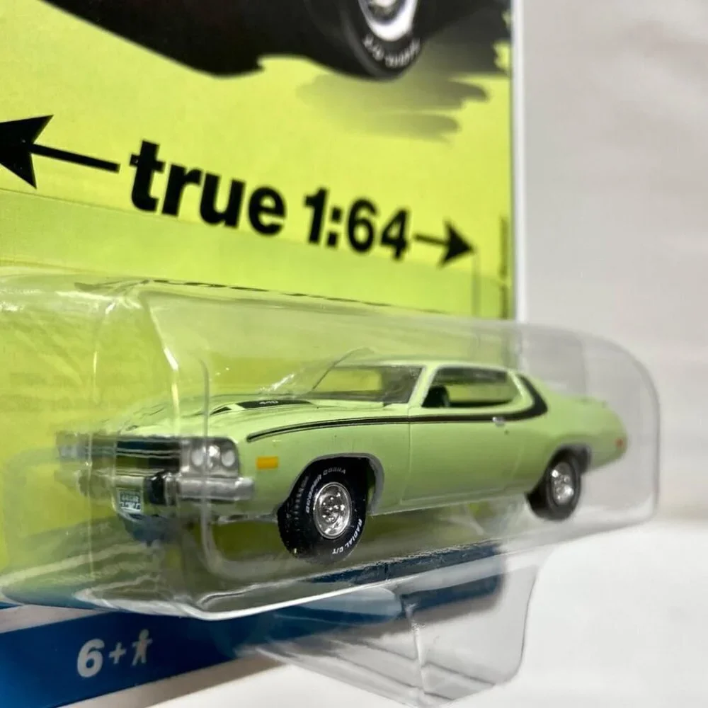 Auto World 1973‎ Plymouth Road Runner Vintage Muscle Mist Green Rel 1 Ver A NIP